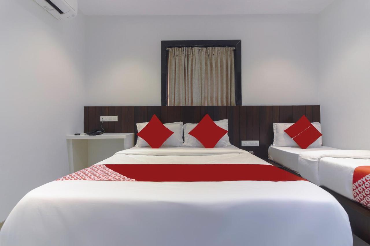 Hotel Flora Suites Mumbai Exterior photo