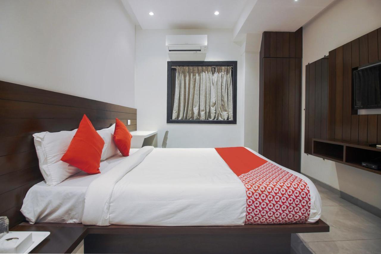 Hotel Flora Suites Mumbai Exterior photo