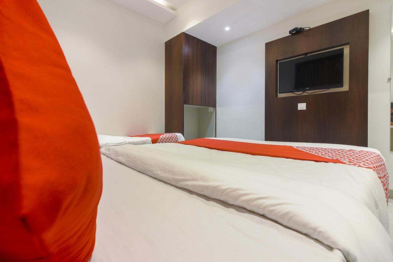 Hotel Flora Suites Mumbai Exterior photo